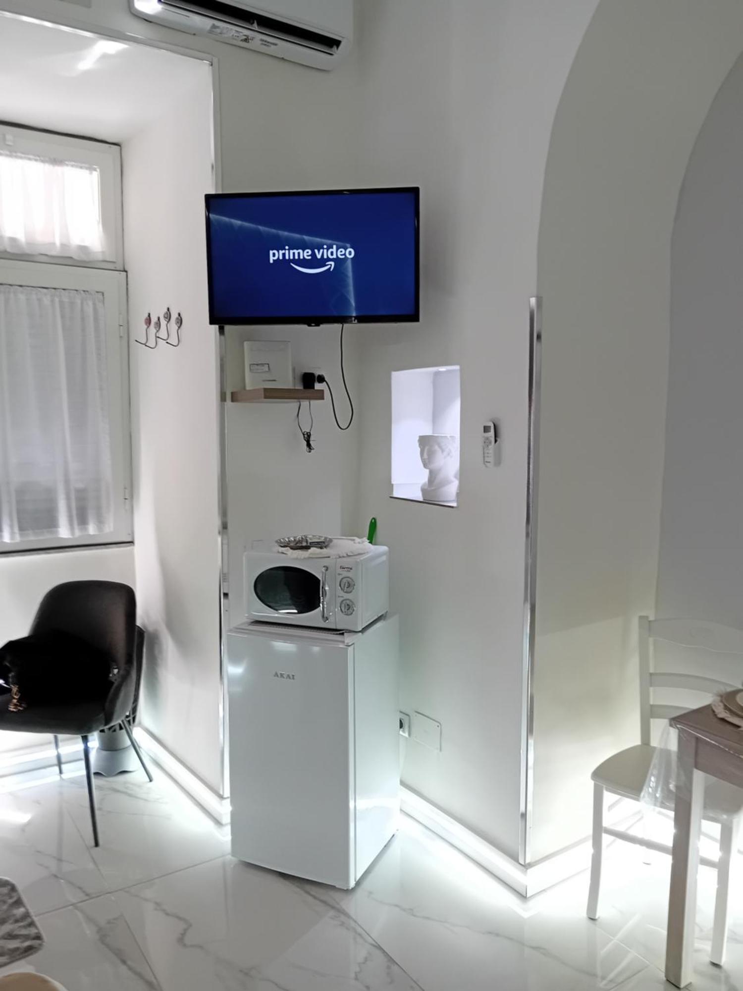 Donna Rita House Lägenhet Neapel Exteriör bild